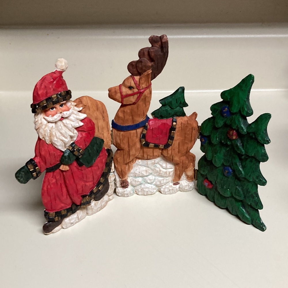 Santa Reindeer Tree Christmas Ornaments Display